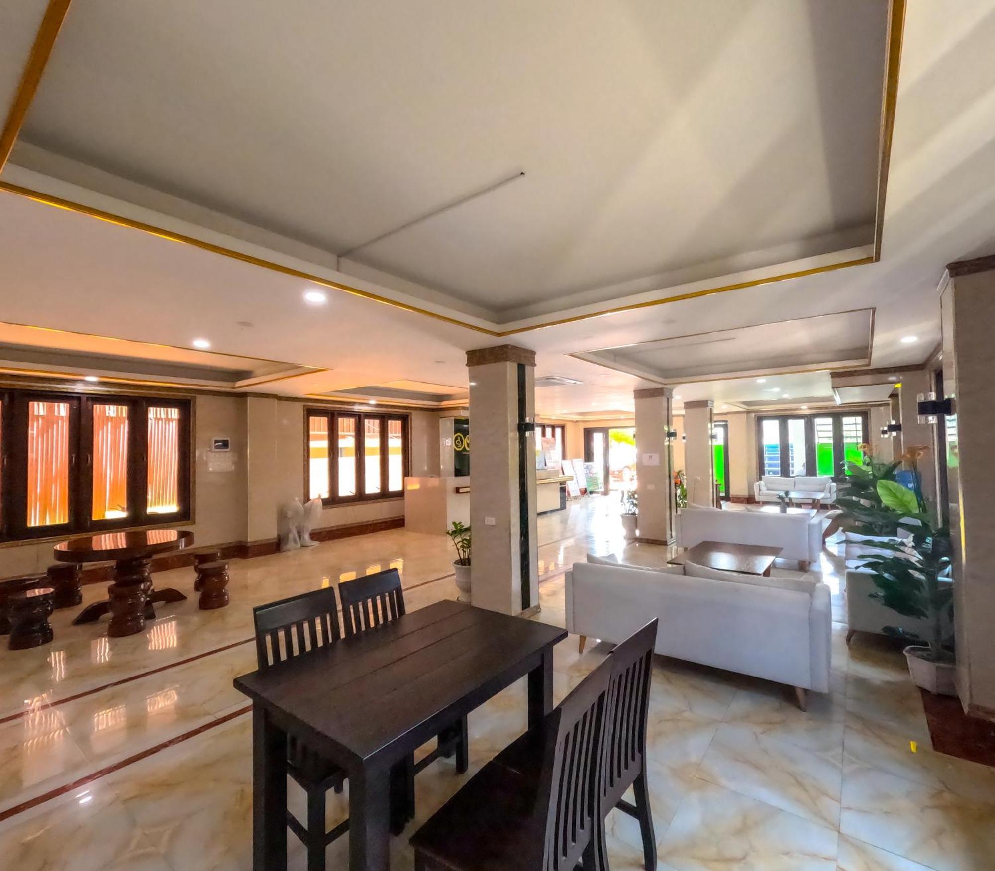 Vang Vieng Consiana Hotel מראה חיצוני תמונה