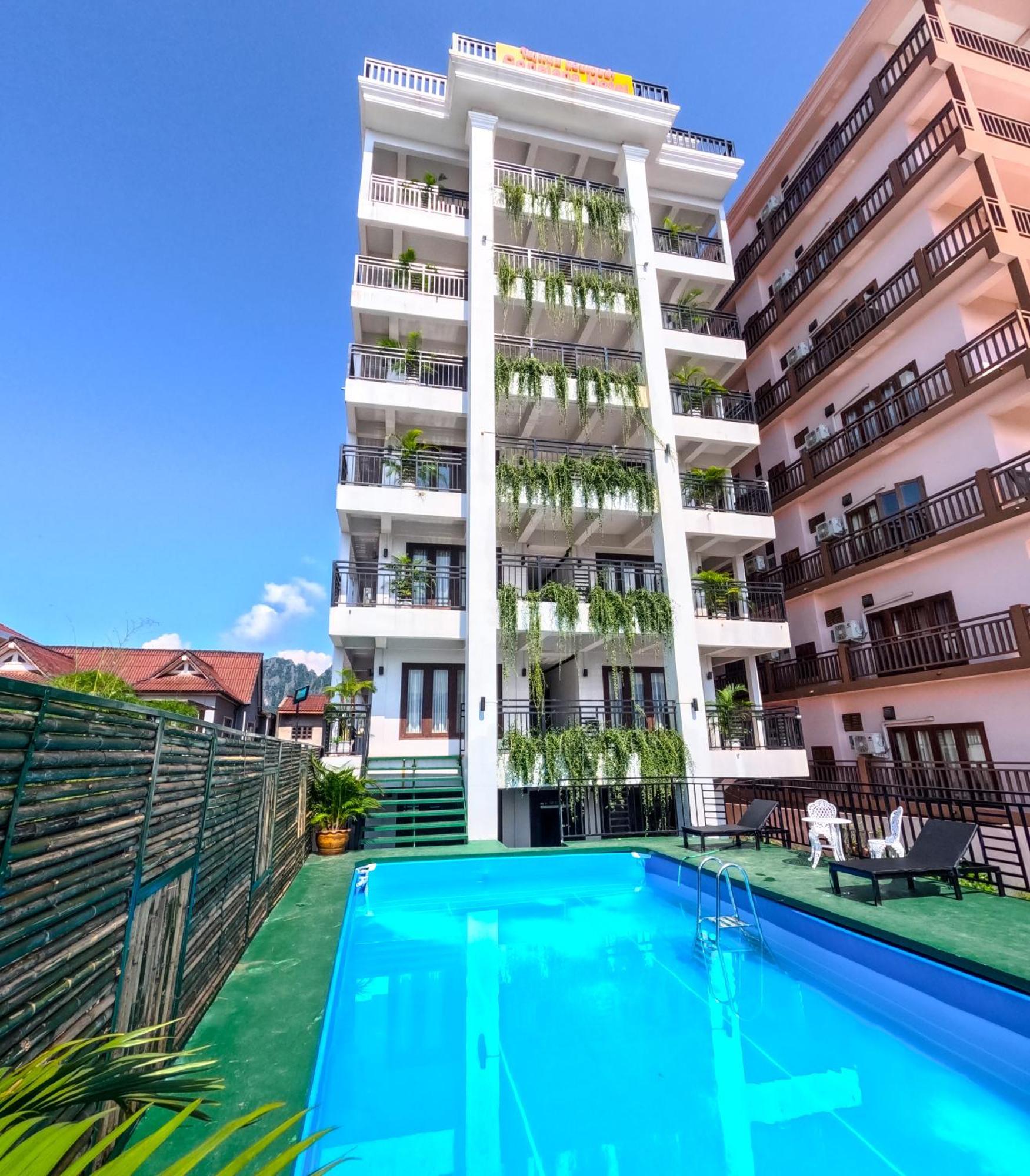 Vang Vieng Consiana Hotel מראה חיצוני תמונה