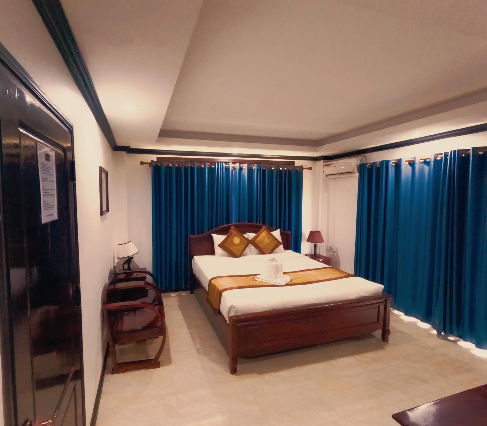 Vang Vieng Consiana Hotel מראה חיצוני תמונה