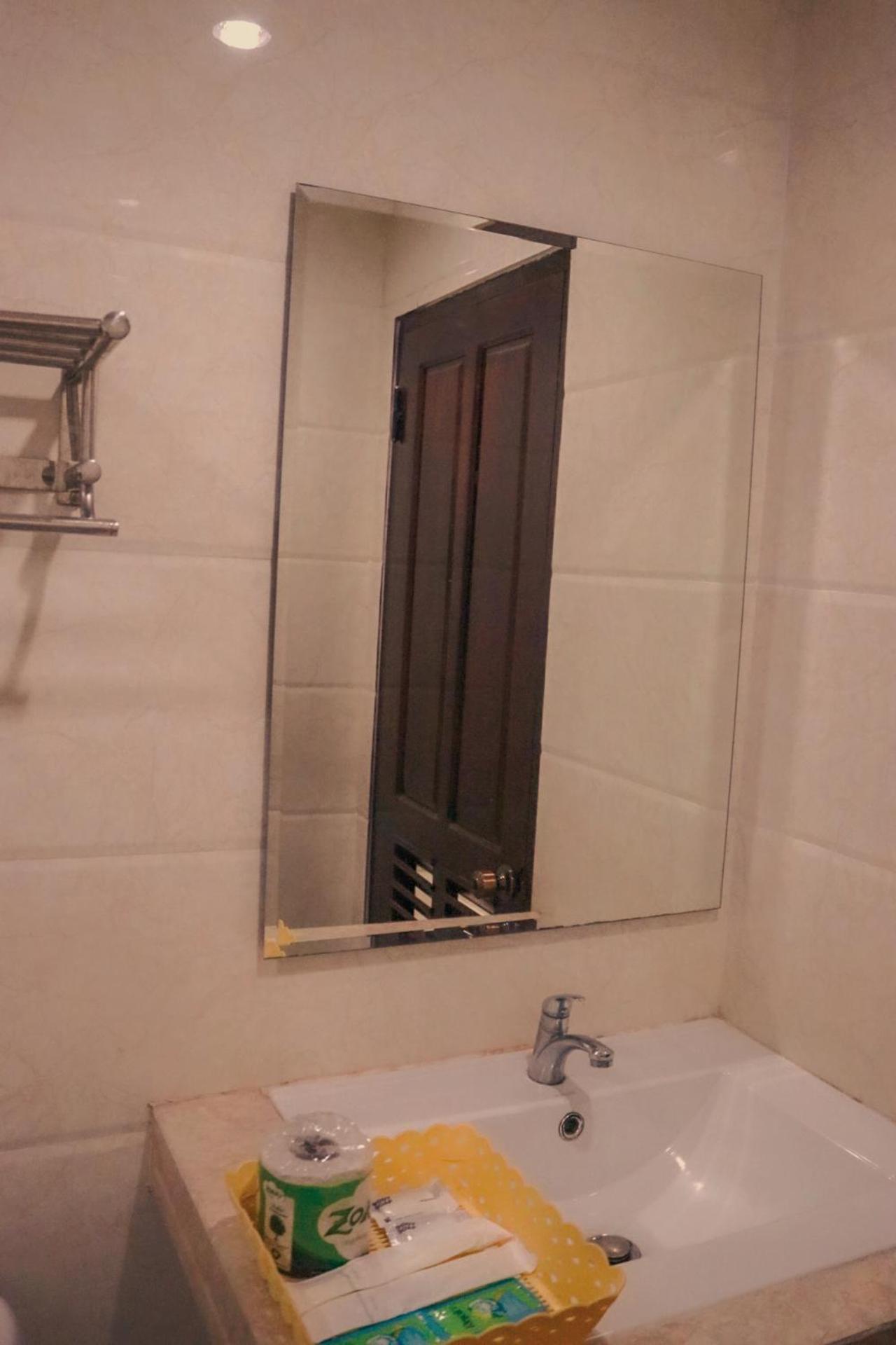 Vang Vieng Consiana Hotel מראה חיצוני תמונה