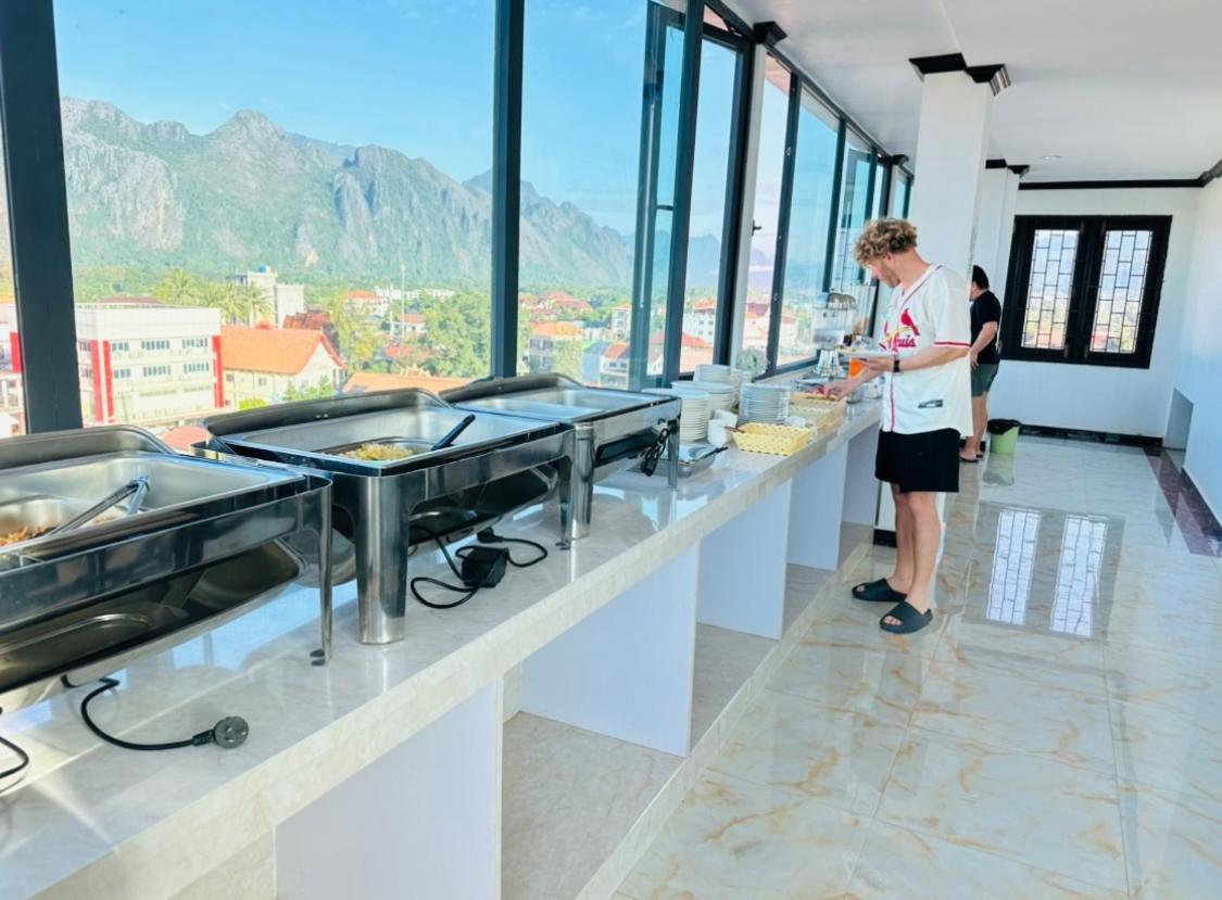 Vang Vieng Consiana Hotel מראה חיצוני תמונה